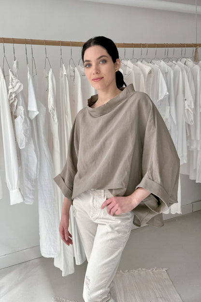 Batwing sleeve top - LEN