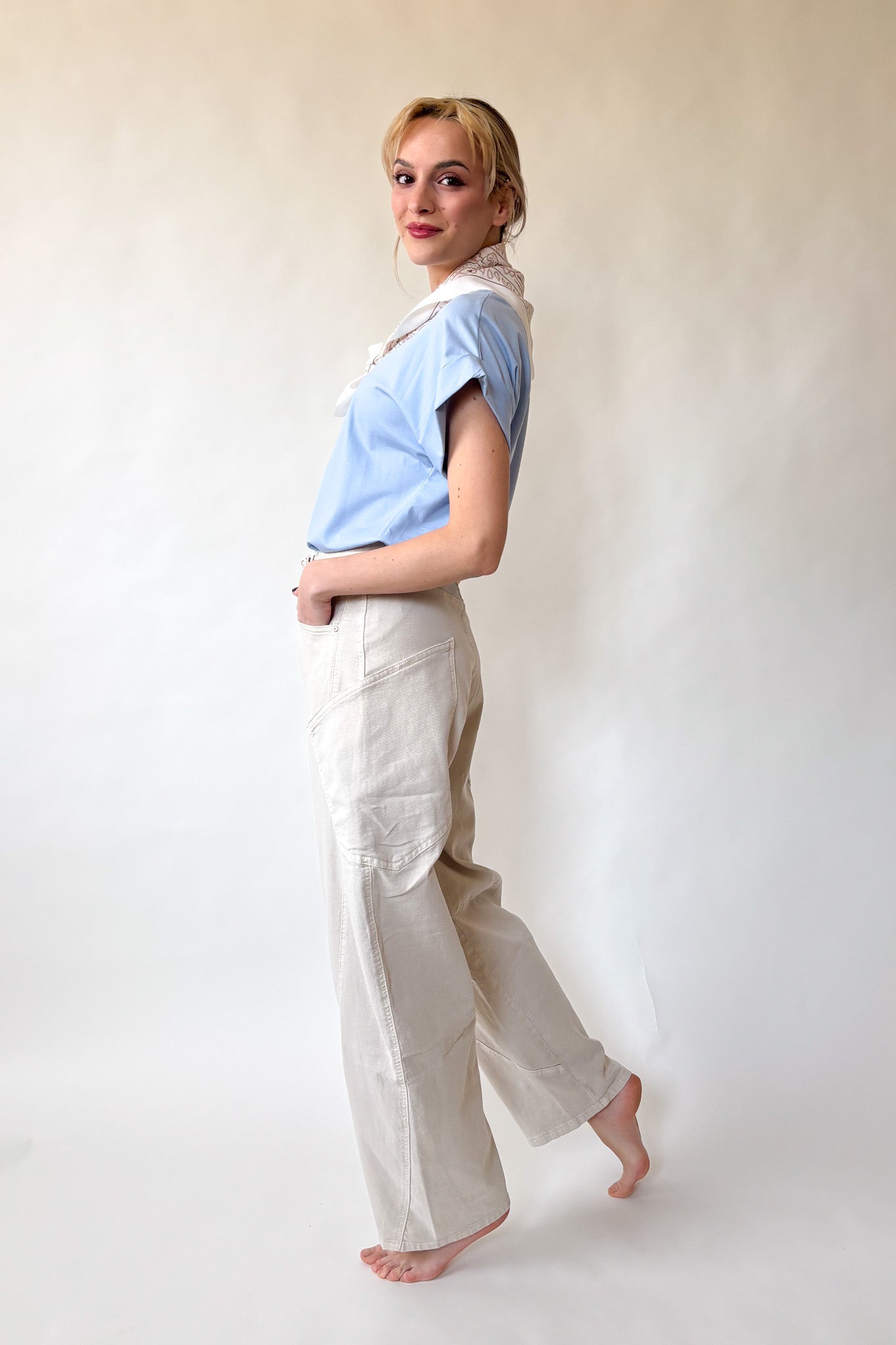 Kendős póló - világoskék