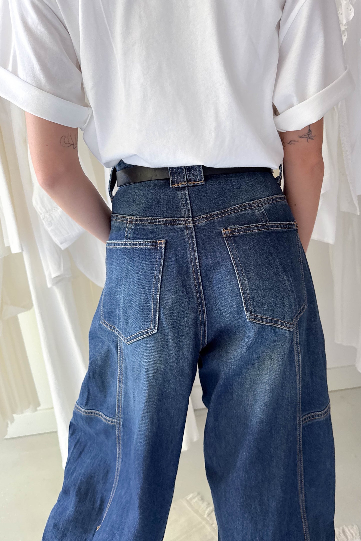 Láncos övvel ballon farmer nadrág