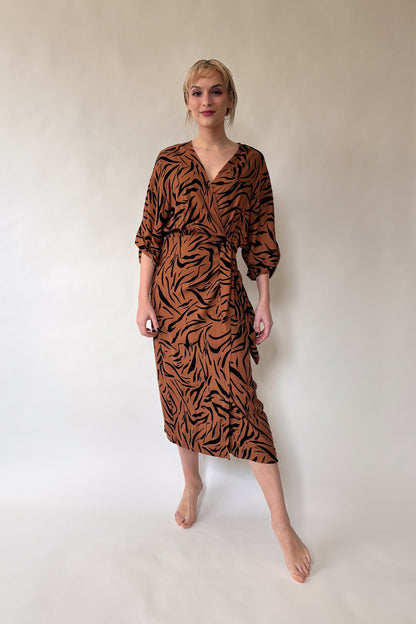 Wrap dress - tiger print 