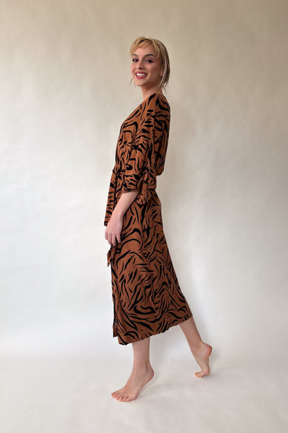 Wrap dress - tiger print 