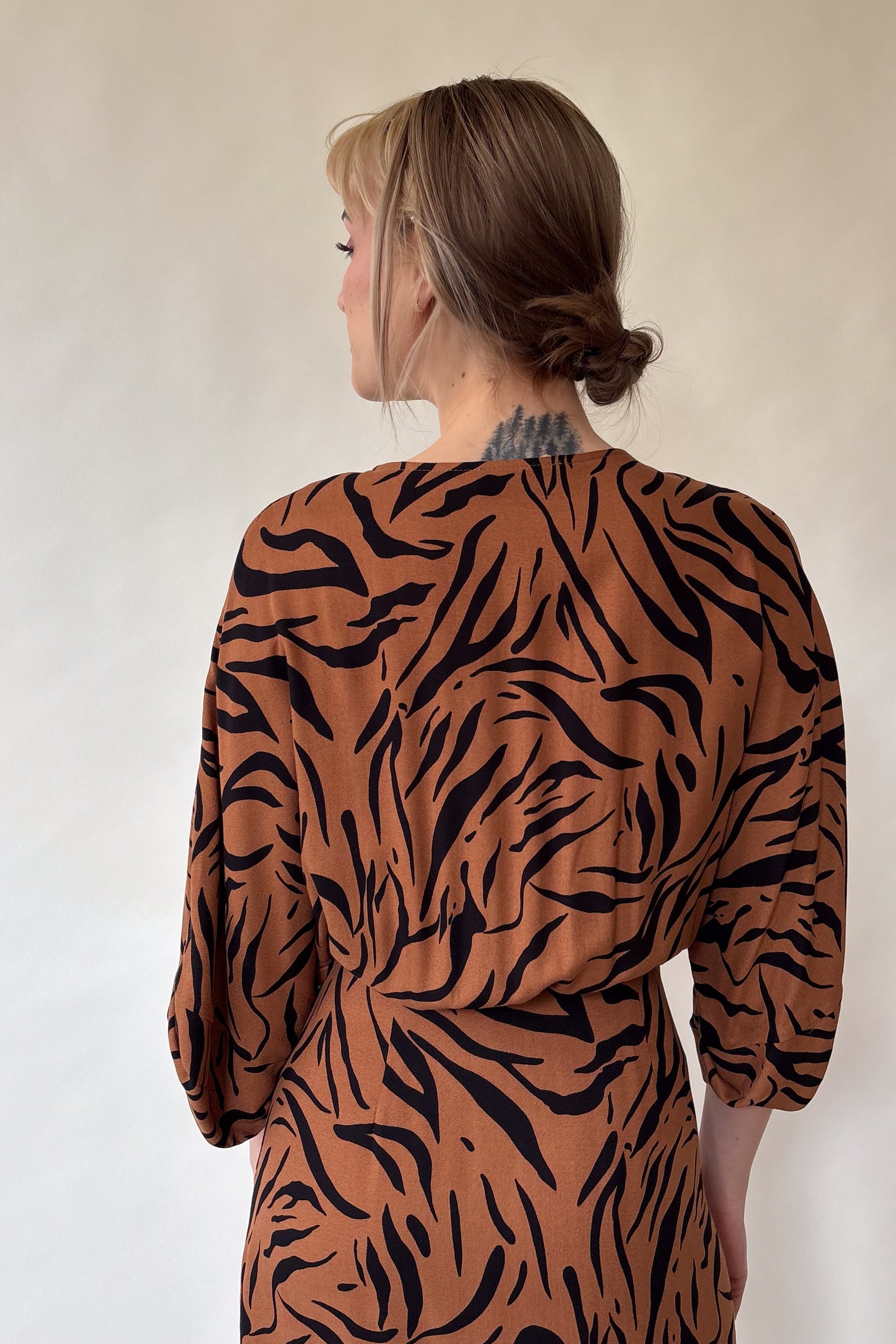 Wrap dress - tiger print 