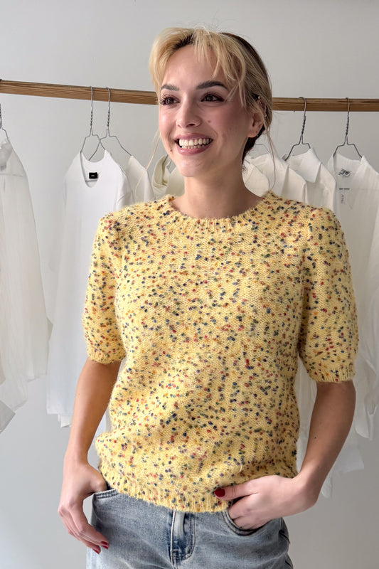 Bogyós kötött felső