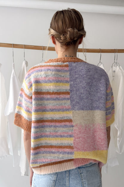 Színes kötött felső-lila