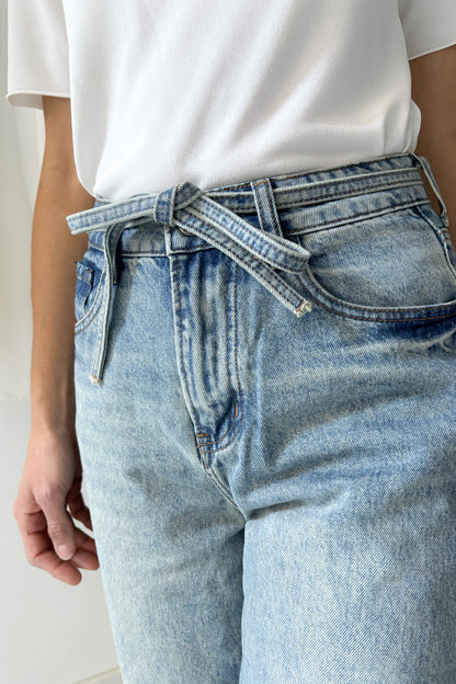 Kötős farmernadrág