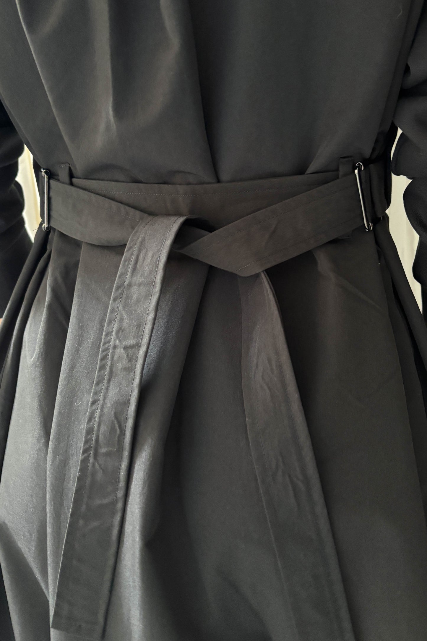 Rétegzett hatású ruha-fekete