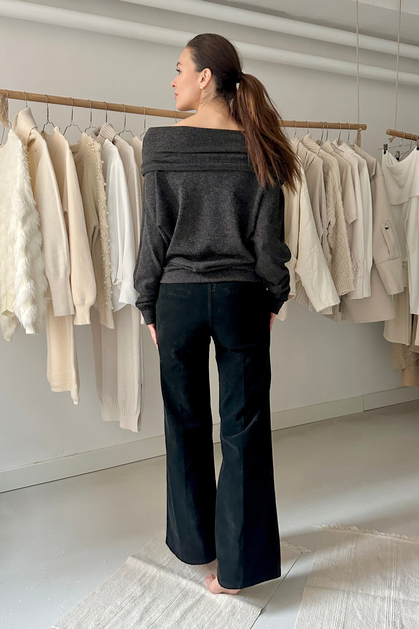 Kámzsás nyakú pulóver