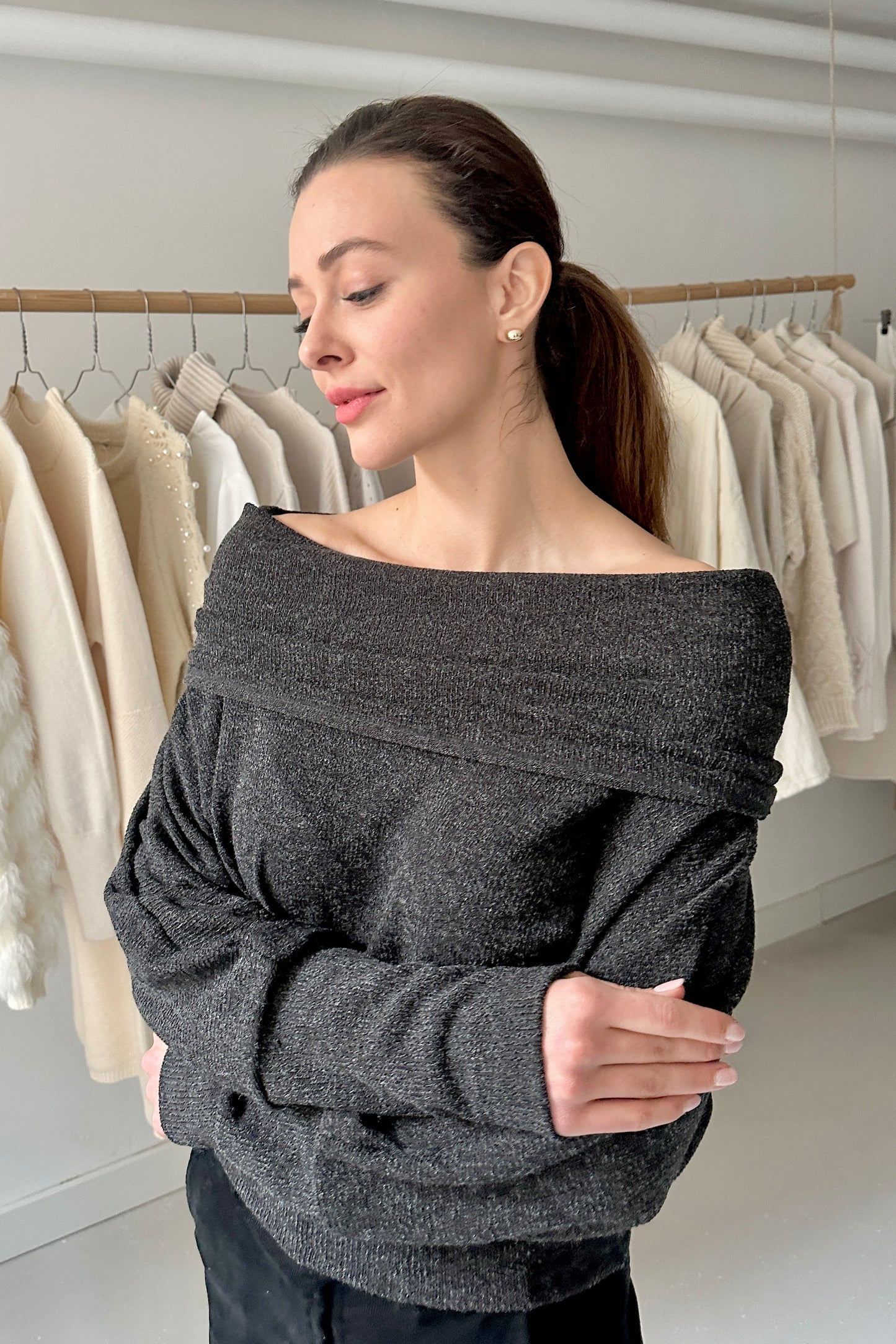 Kámzsás nyakú pulóver