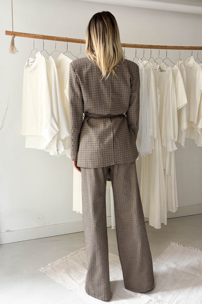 Kockás blézer és nadrág szett