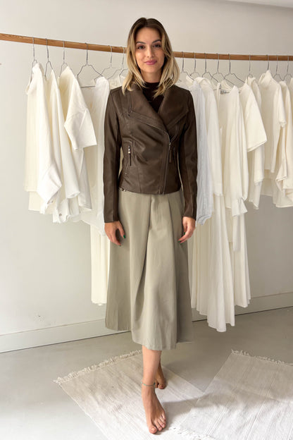 Pézsmabarna asszimetrikus bőrdzseki