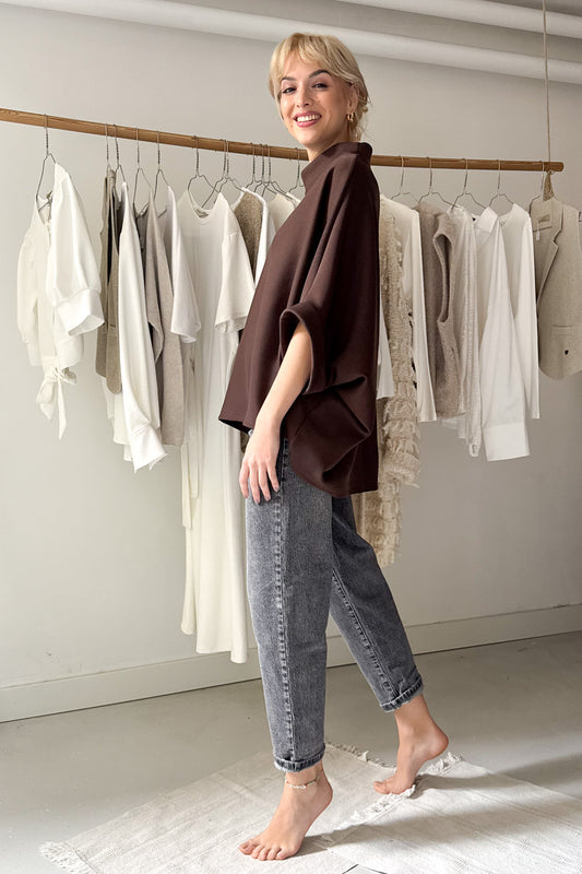 Denevérujjas felső - csokibarna