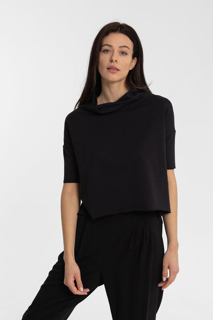 Csavart nyakú pulóver - rövid